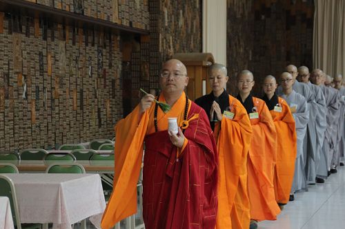 结界洒净的方法