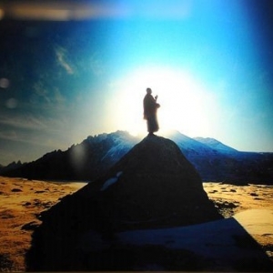 露宿街头的富翁