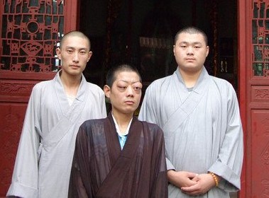 杀青蛙得蛙眼报—现实中的因果报应