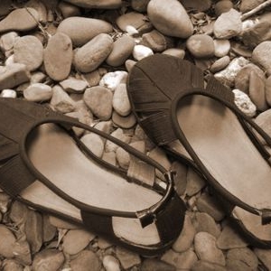 注意足下 细微处见精神