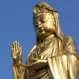 危难之中持诵圣号 枪不能伤火不能烧